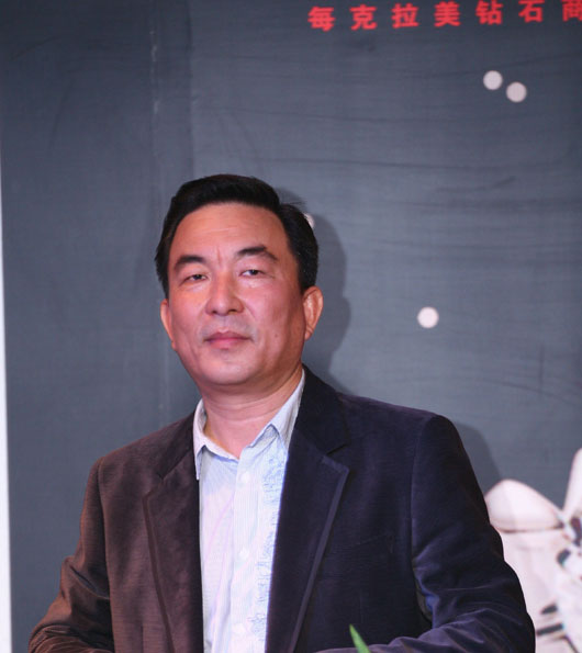 圣家军老总_靠家军图片