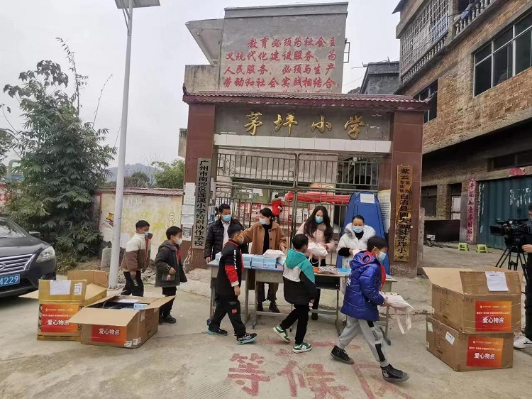 bf703a062e002632ed13f8ef016749c.jpg