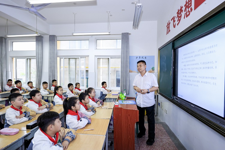 课堂.jpg
